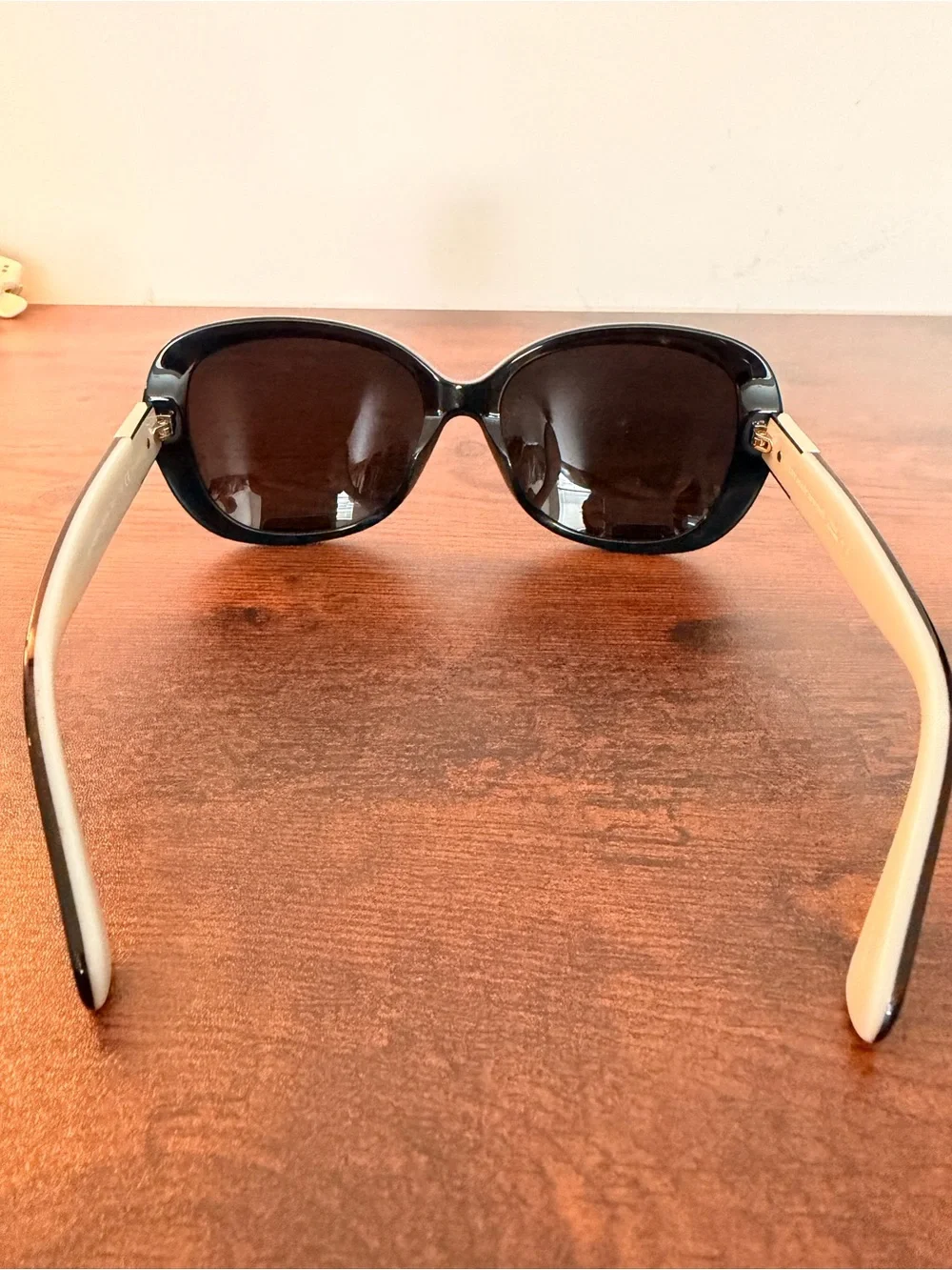 Kate Spade New York Hello Sunshine Polarized Cat Eye Sunglasses Black White